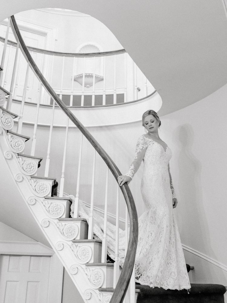 Bride photography staircase